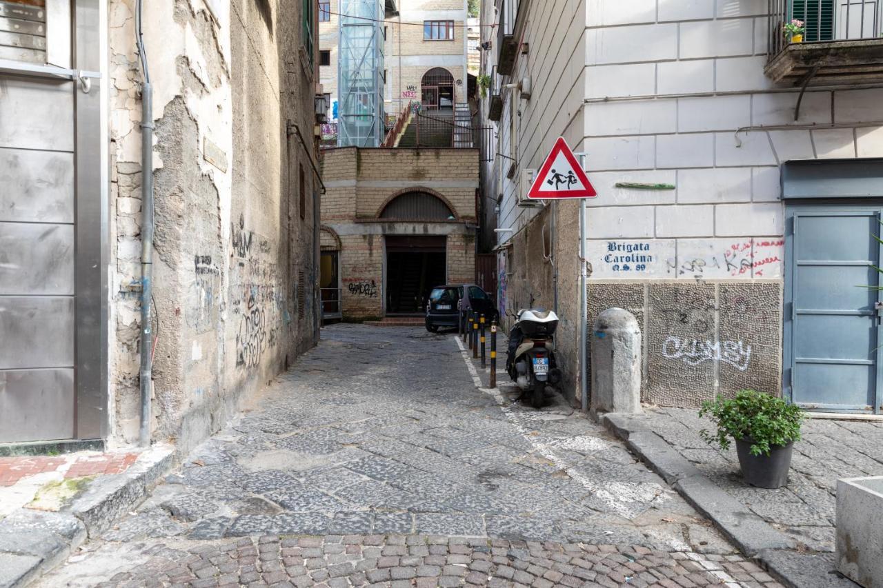 Apartment With Sea View With 2 Lifts Above Montesanto! Napoli Esterno foto