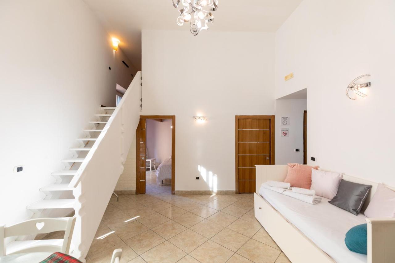 Apartment With Sea View With 2 Lifts Above Montesanto! Napoli Esterno foto