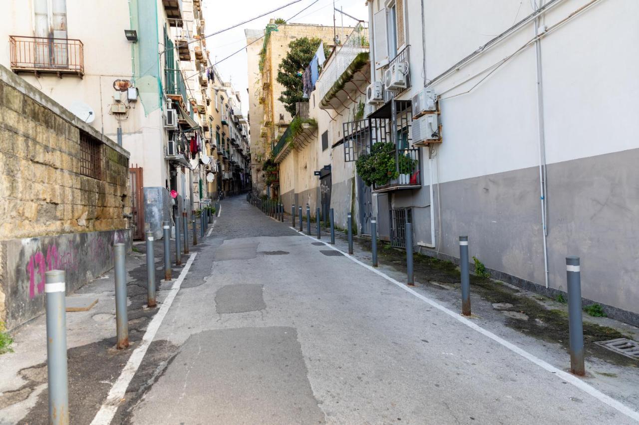 Apartment With Sea View With 2 Lifts Above Montesanto! Napoli Esterno foto