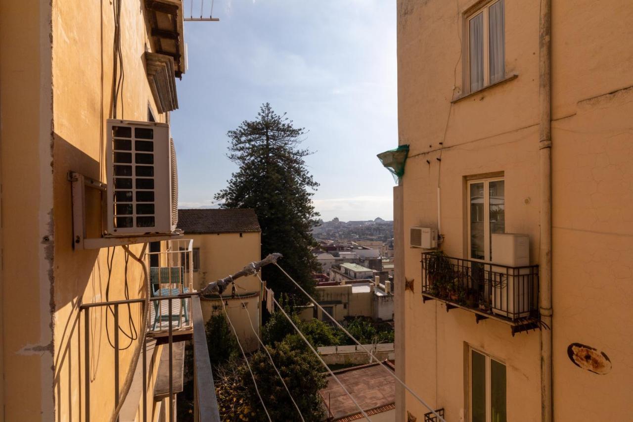 Apartment With Sea View With 2 Lifts Above Montesanto! Napoli Esterno foto